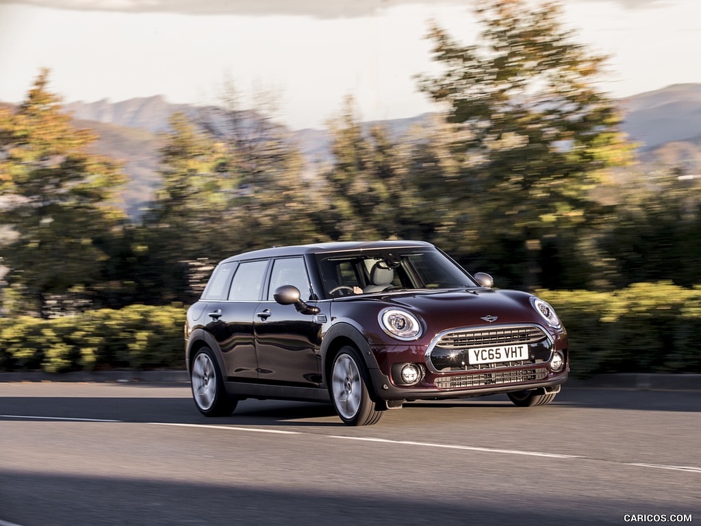 2016 MINI Cooper Clubman D (UK-Spec) - Front