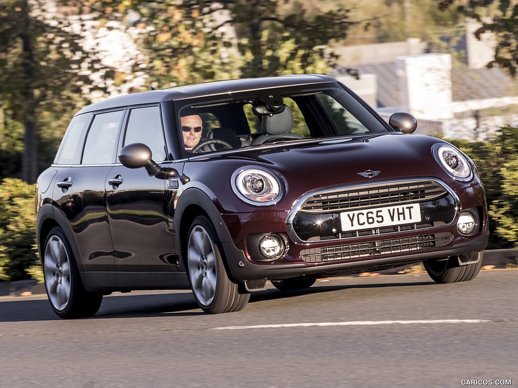 2016 MINI Cooper Clubman D (UK-Spec) - Front