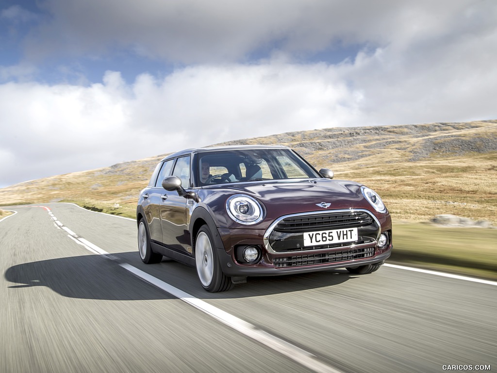 2016 MINI Cooper Clubman D (UK-Spec) - Front