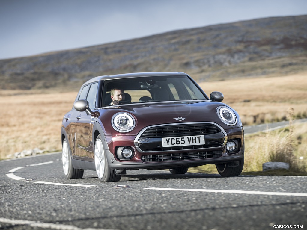 2016 MINI Cooper Clubman D (UK-Spec) - Front