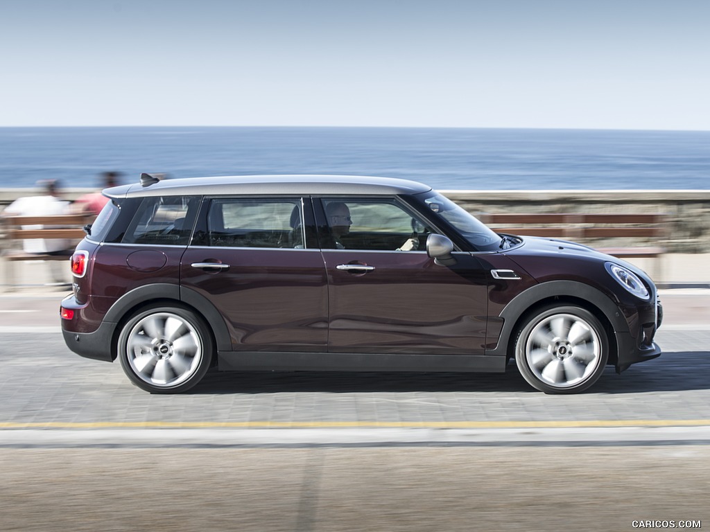 2016 MINI Cooper Clubman D (UK-Spec) - Side