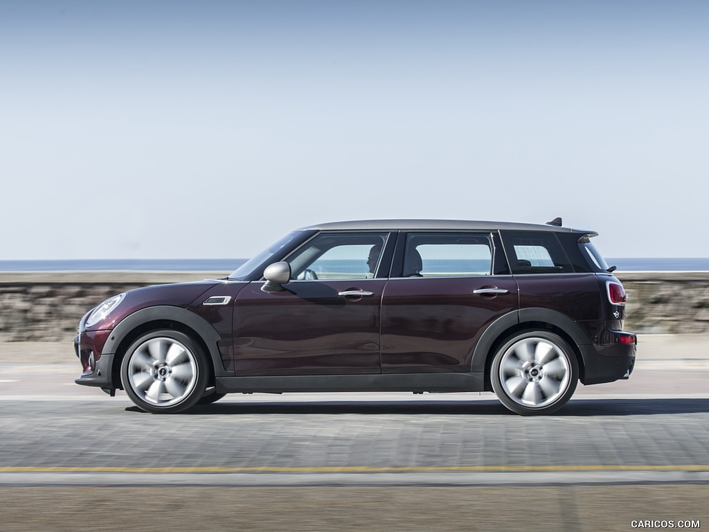 2016 MINI Cooper Clubman D (UK-Spec) - Side