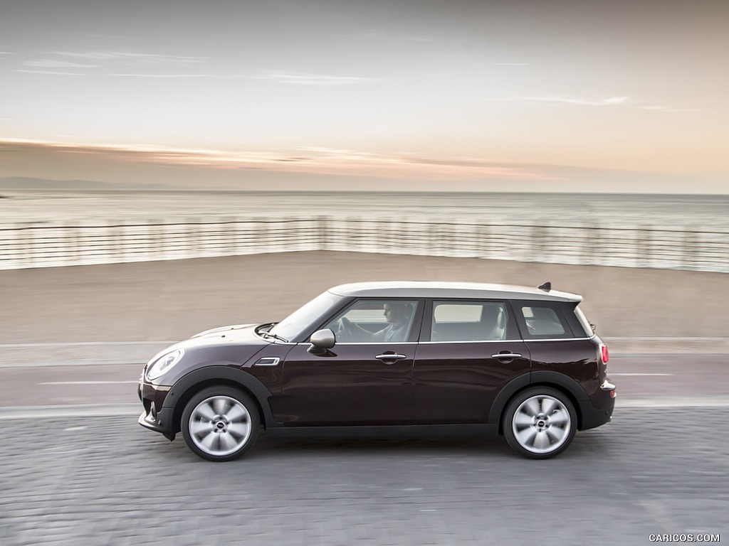 2016 MINI Cooper Clubman D (UK-Spec) - Side