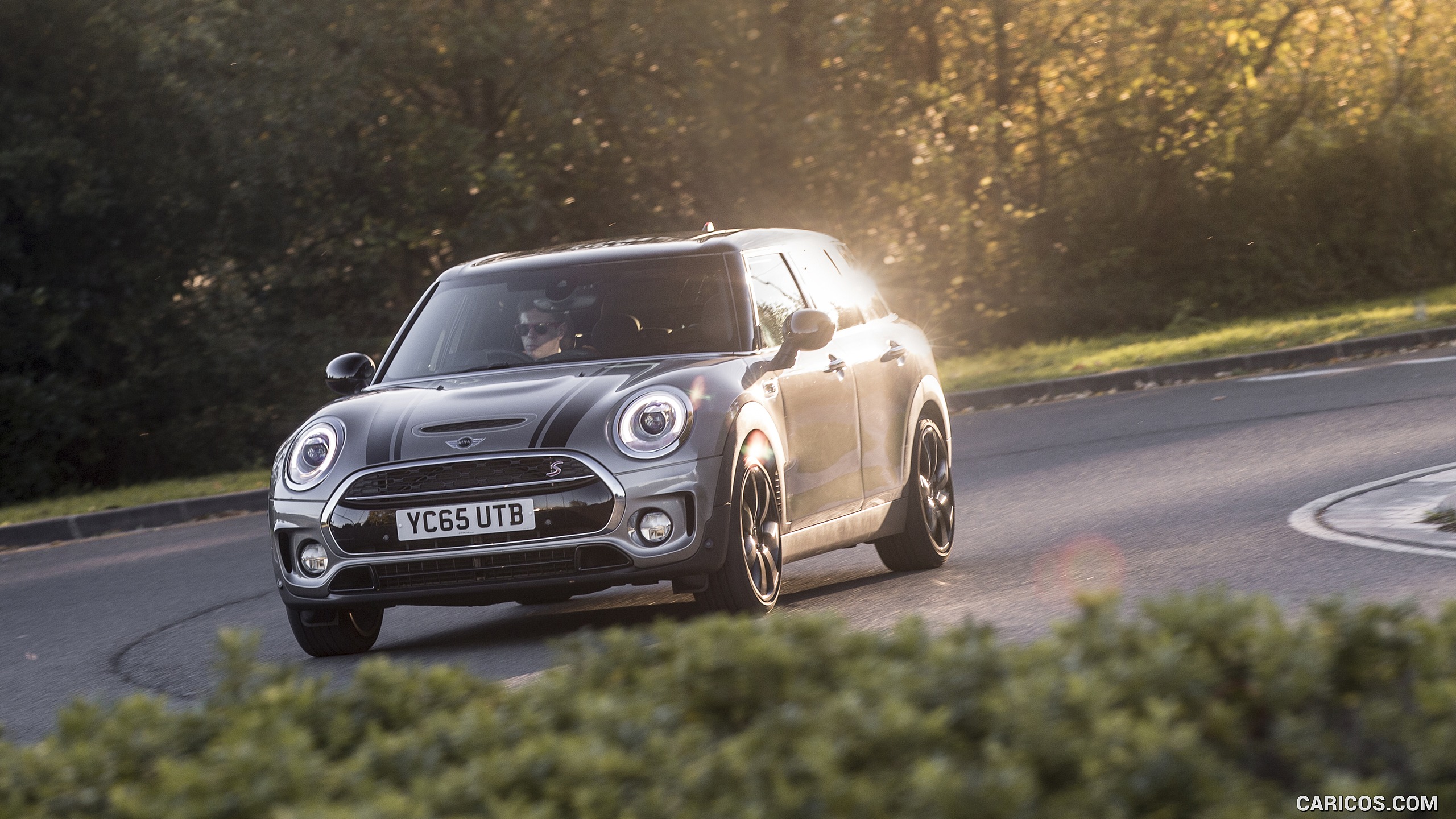 2016 MINI Cooper Clubman S (UK-Spec) - Front, #44 of 275