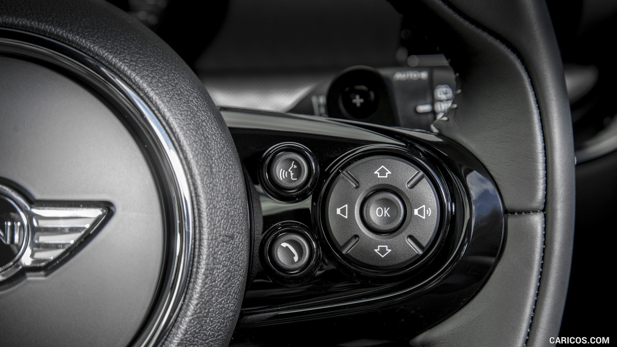 2016 MINI Cooper Clubman S (UK-Spec) - Interior, Steering Wheel, #256 of 275