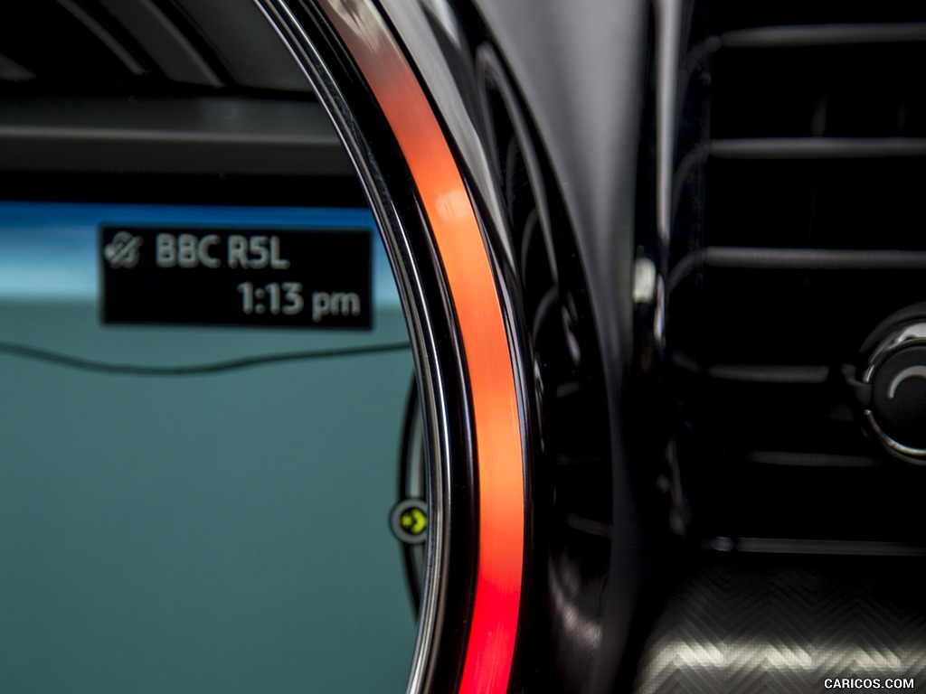 2016 MINI Cooper Clubman S (UK-Spec) - Detail