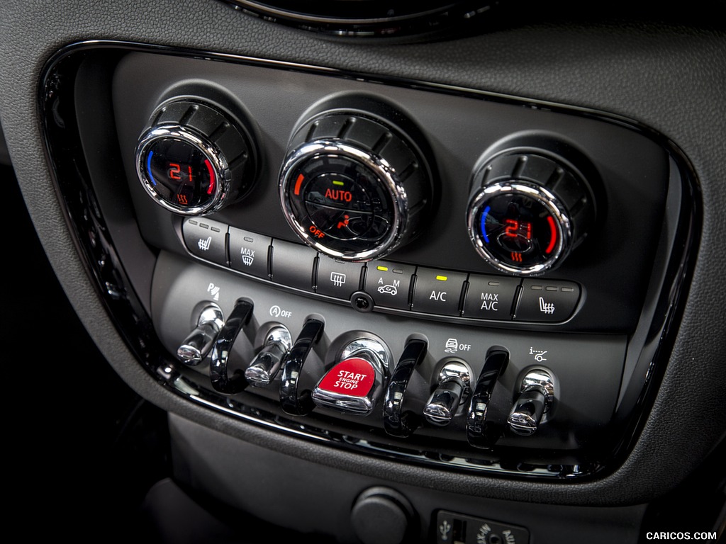 2016 MINI Cooper Clubman S (UK-Spec) - Interior, Controls