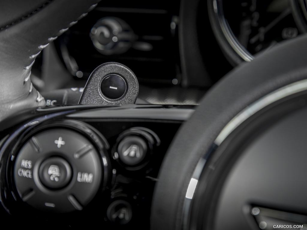 2016 MINI Cooper Clubman S (UK-Spec) - Interior, Steering Wheel