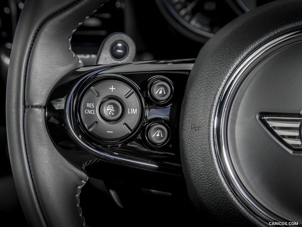 2016 MINI Cooper Clubman S (UK-Spec) - Interior, Steering Wheel