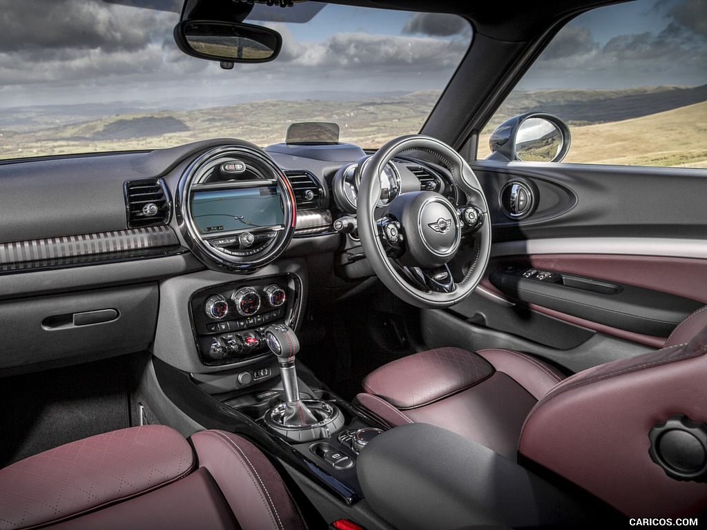 2016 MINI Cooper Clubman S (UK-Spec) - Interior