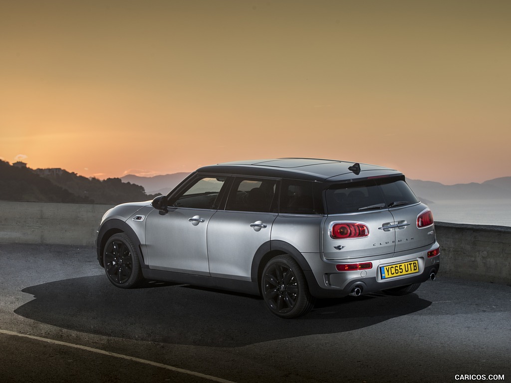 2016 MINI Cooper Clubman S (UK-Spec) - Rear