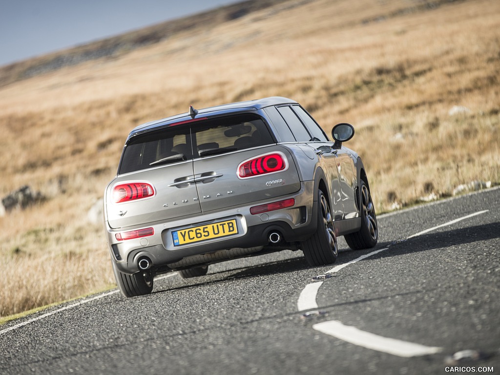 2016 MINI Cooper Clubman S (UK-Spec) - Rear