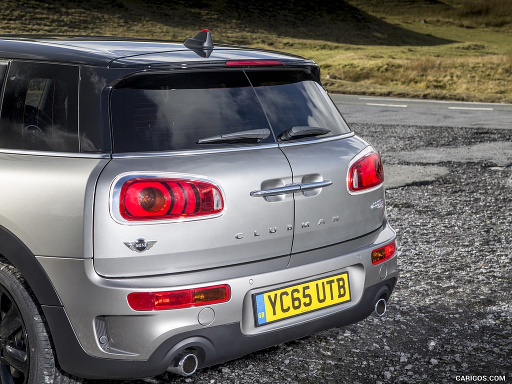 2016 MINI Cooper Clubman S (UK-Spec) - Rear