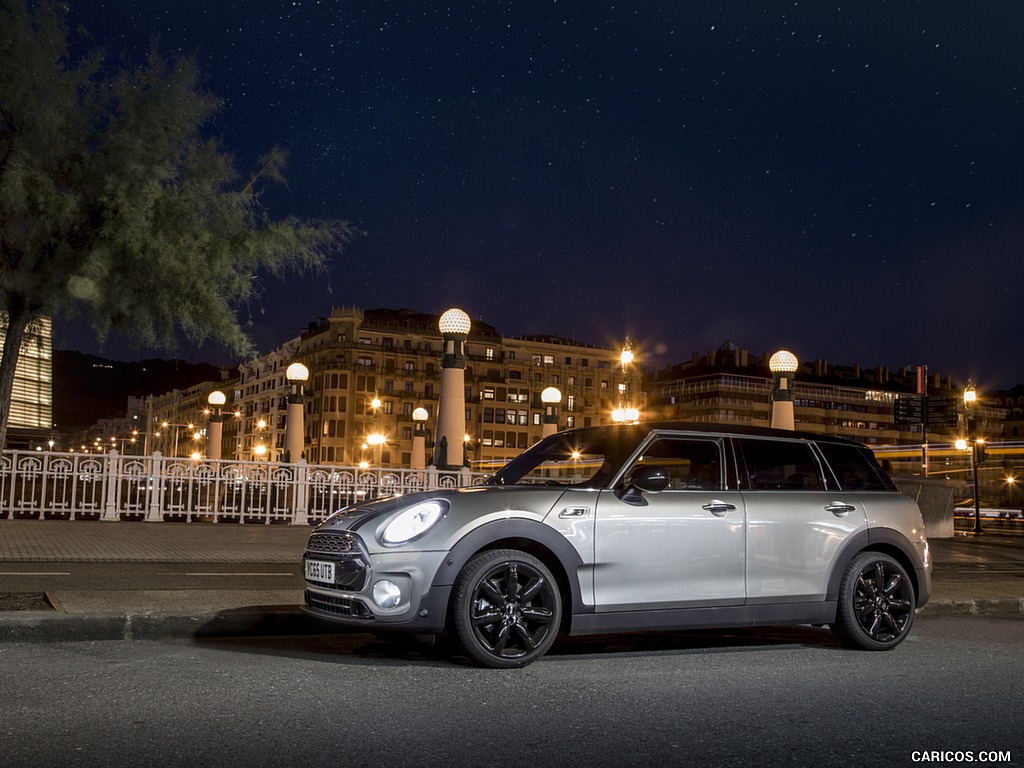 2016 MINI Cooper Clubman S (UK-Spec) - Side