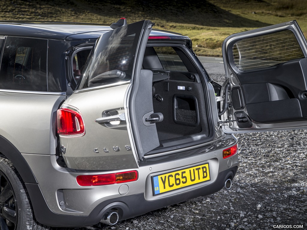 2016 MINI Cooper Clubman S (UK-Spec) - Trunk