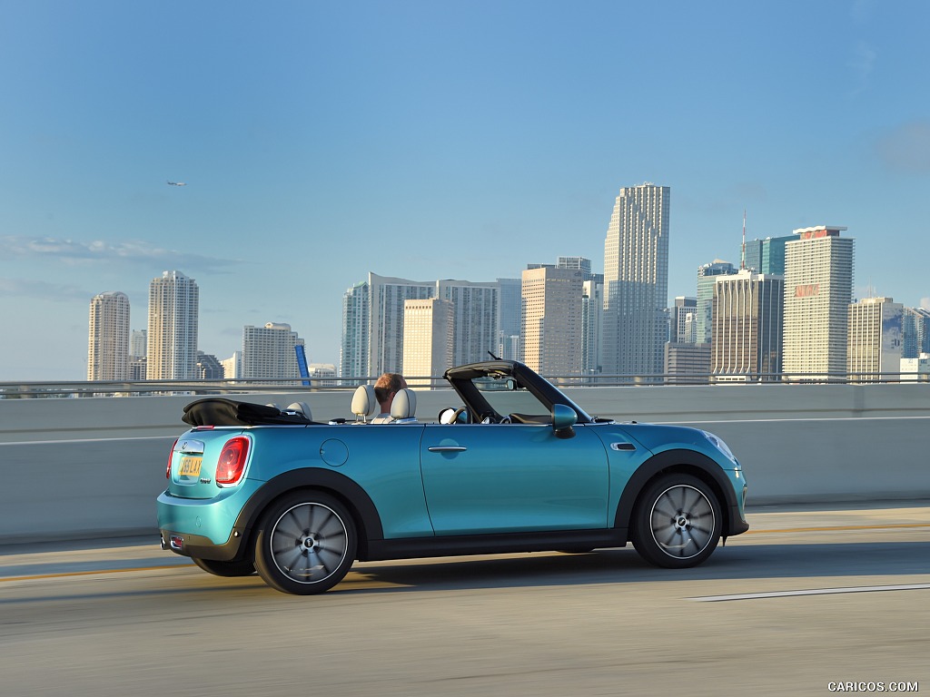 2016 MINI Cooper Convertible (Color: Caribbean Aqua Metallic)