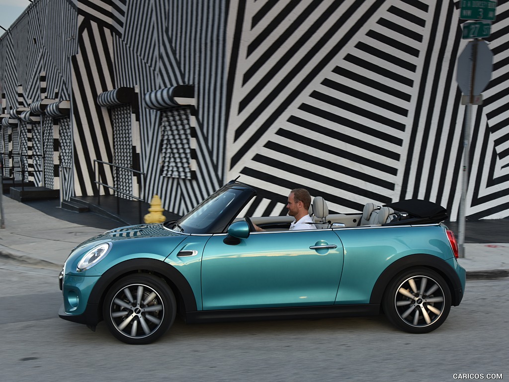 2016 MINI Cooper Convertible (Color: Caribbean Aqua Metallic)