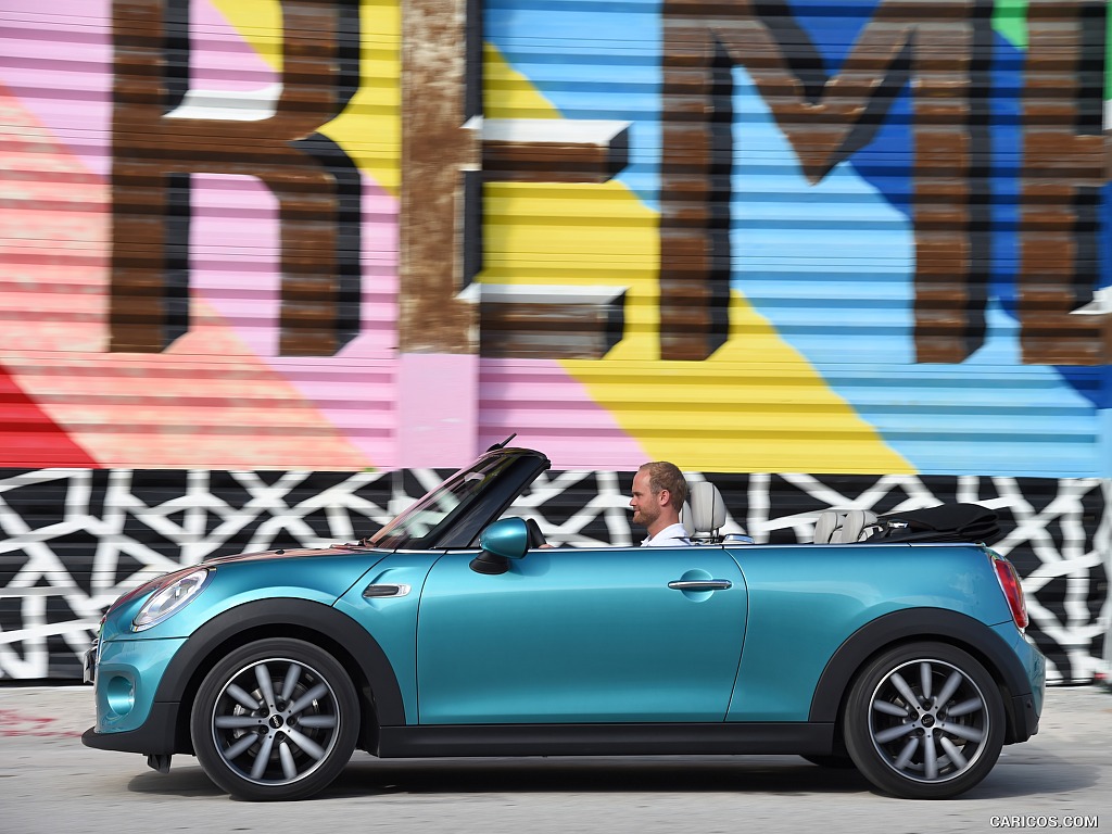 2016 MINI Cooper Convertible (Color: Caribbean Aqua Metallic)