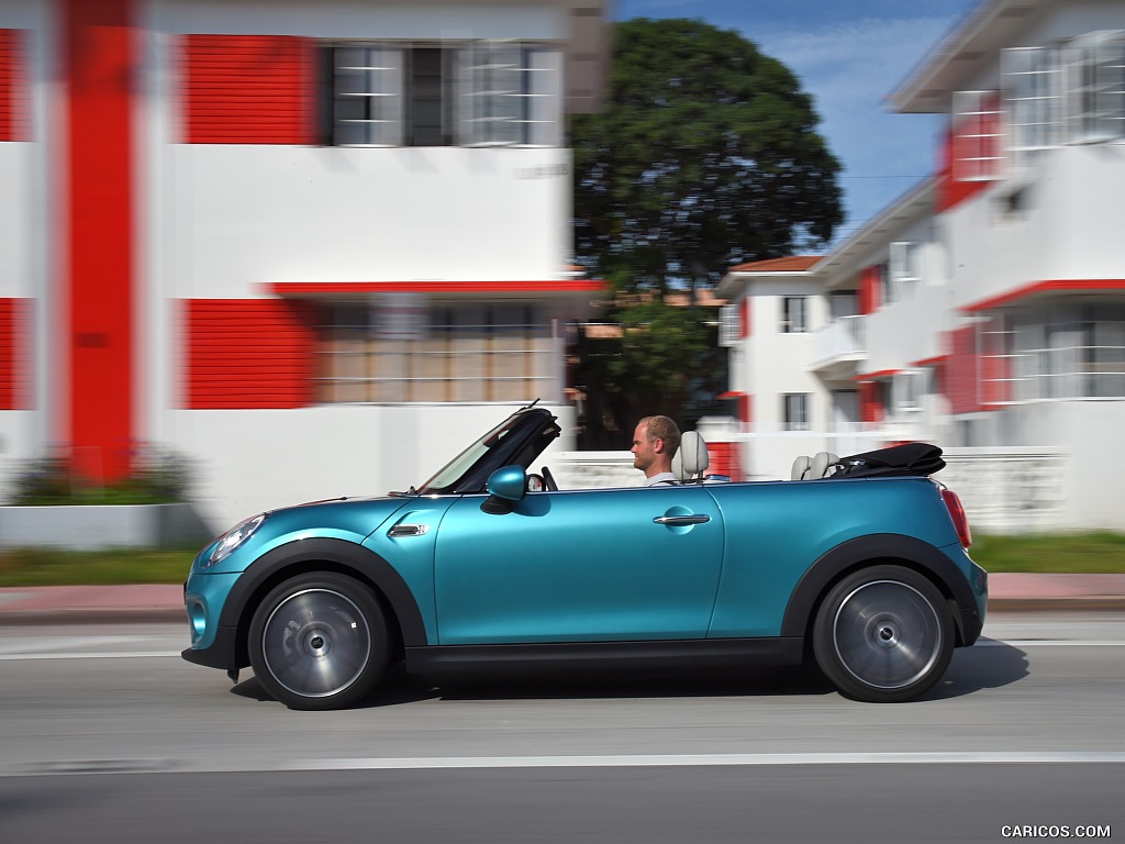 2016 MINI Cooper Convertible (Color: Caribbean Aqua Metallic)