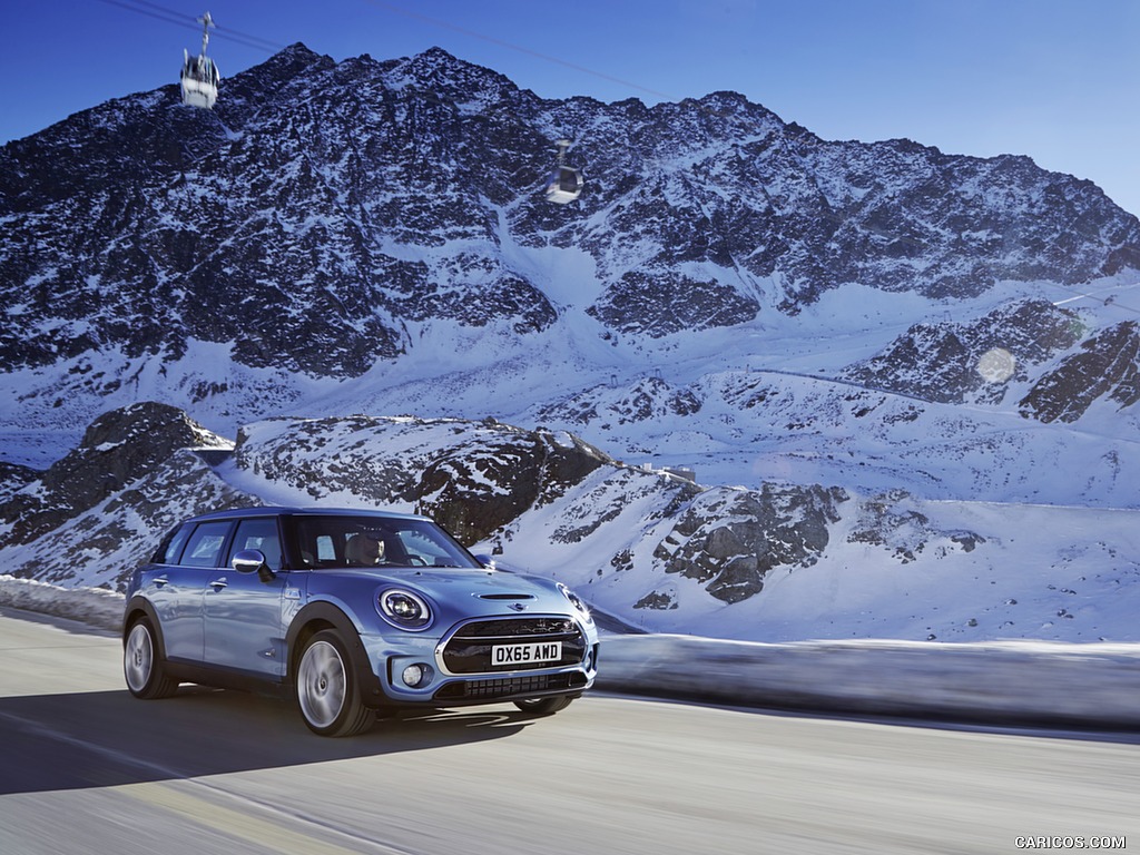 2016 MINI Cooper S Clubman ALL4 - Front