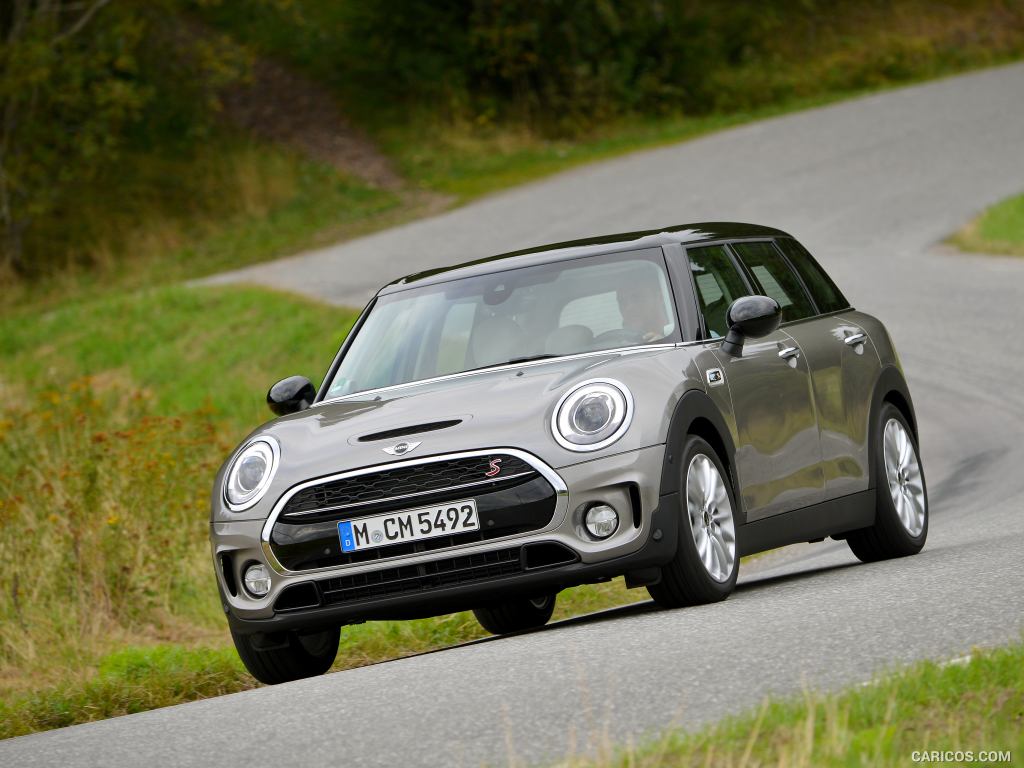 2016 MINI Cooper S Clubman in Metallic Melting Silver - Front