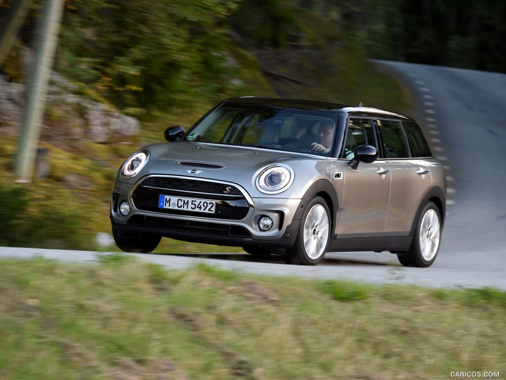 2016 MINI Cooper S Clubman in Metallic Melting Silver - Front