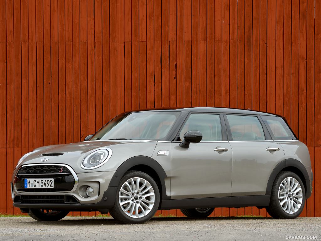 2016 MINI Cooper S Clubman in Metallic Melting Silver - Front