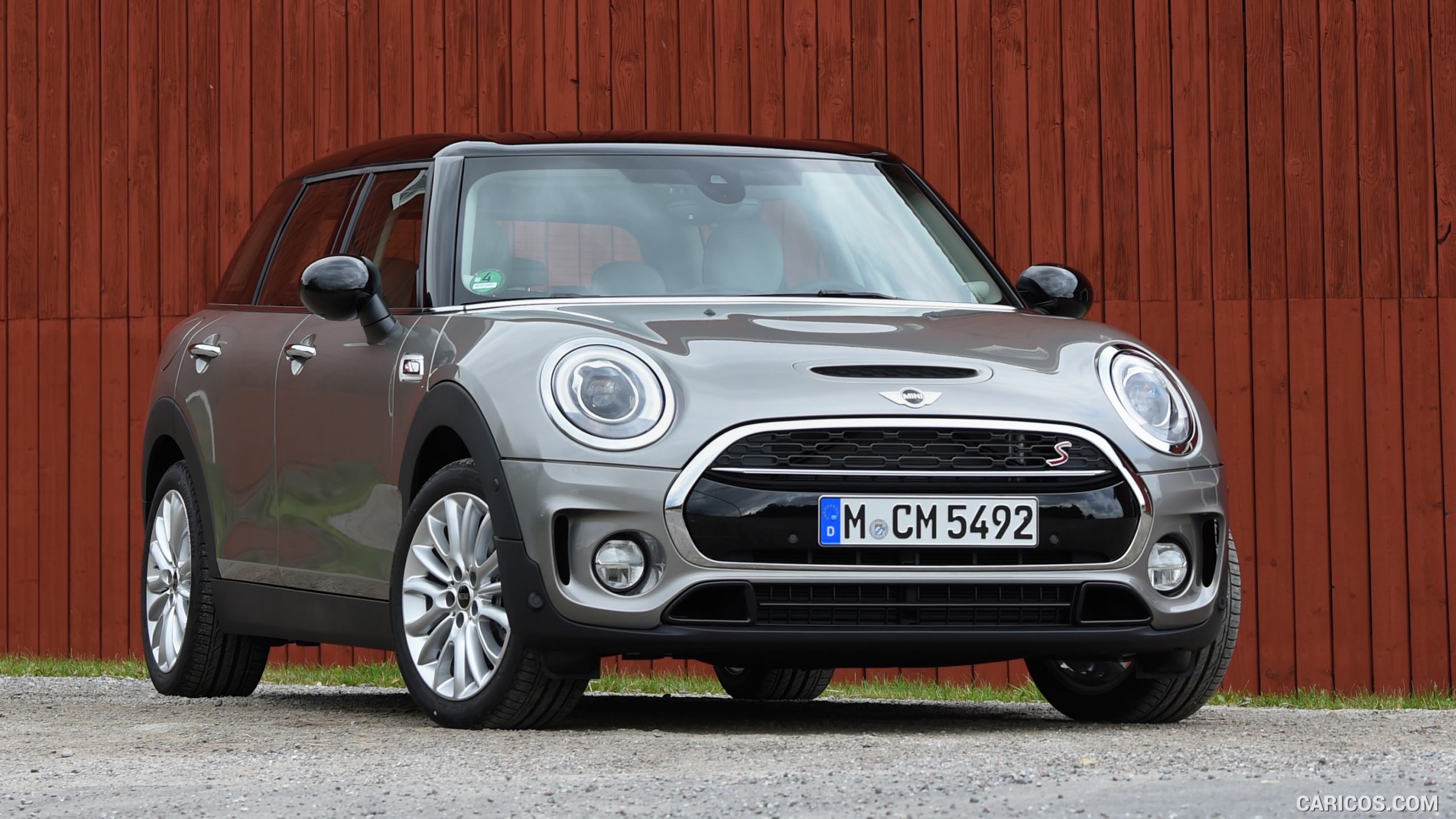 2016 MINI Cooper S Clubman in Metallic Melting Silver - Front, #203 of 380