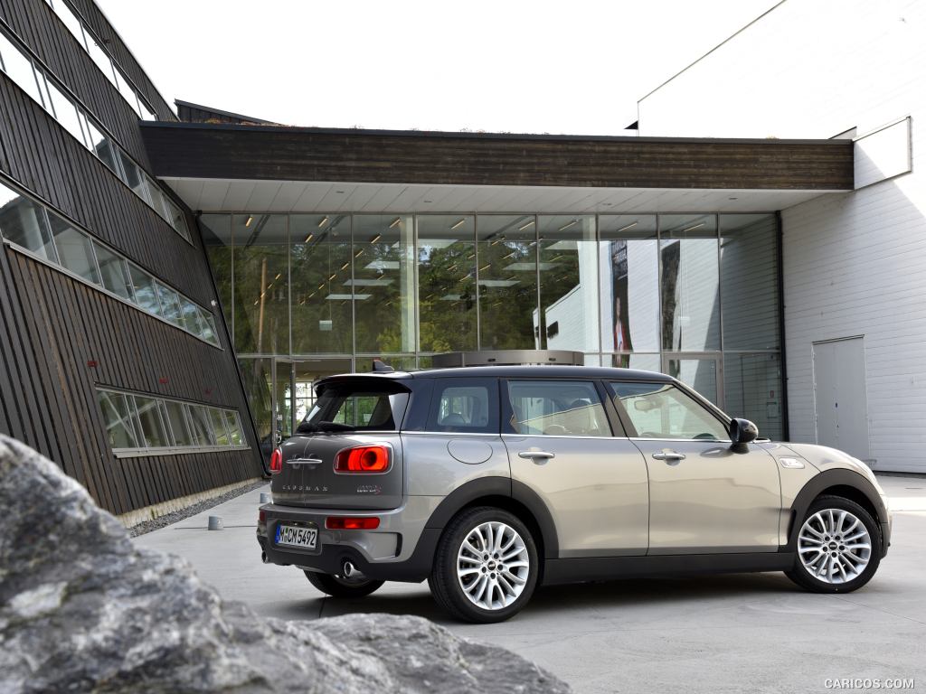 2016 MINI Cooper S Clubman in Metallic Melting Silver - Rear