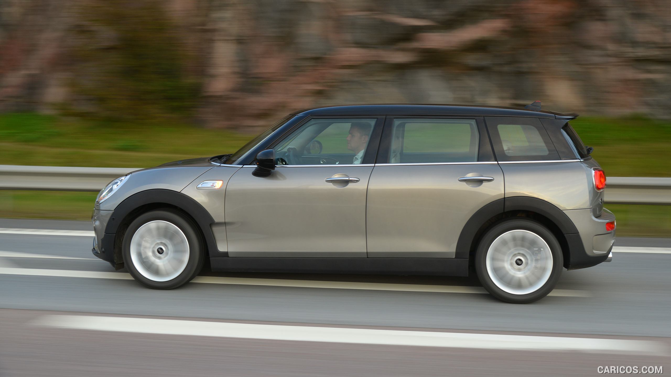 2016 MINI Cooper S Clubman in Metallic Melting Silver - Side, #112 of 380