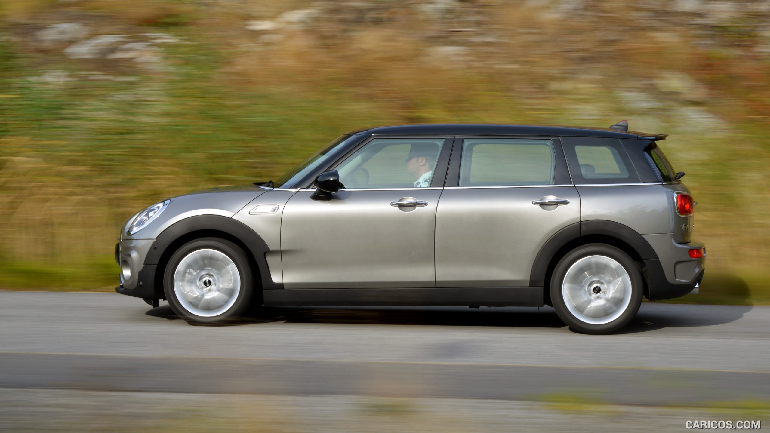 2016 MINI Cooper S Clubman in Metallic Melting Silver - Side, #146 of 380