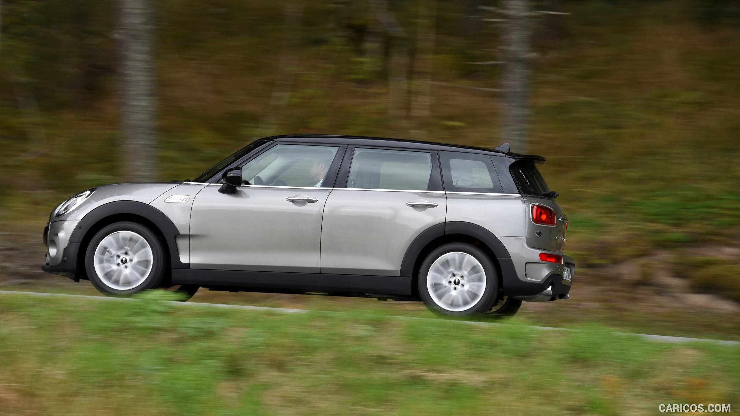 2016 MINI Cooper S Clubman in Metallic Melting Silver - Side, #153 of 380