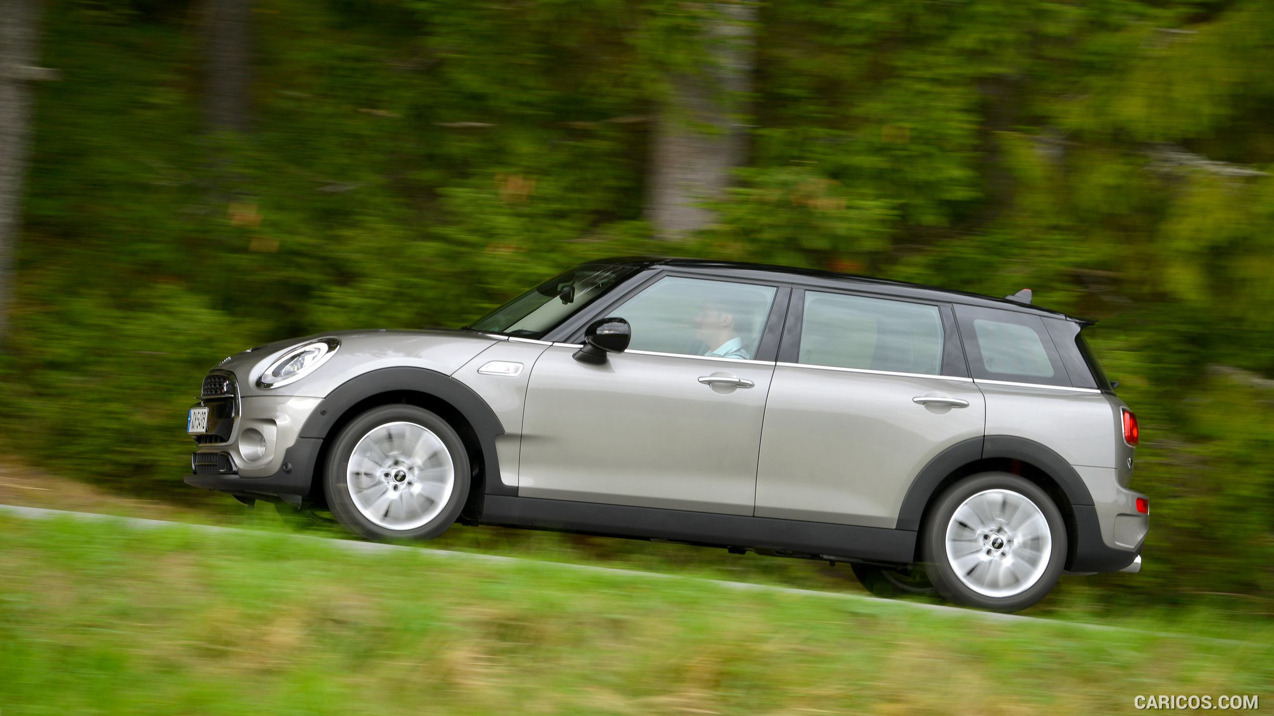 2016 MINI Cooper S Clubman in Metallic Melting Silver - Side, #157 of 380