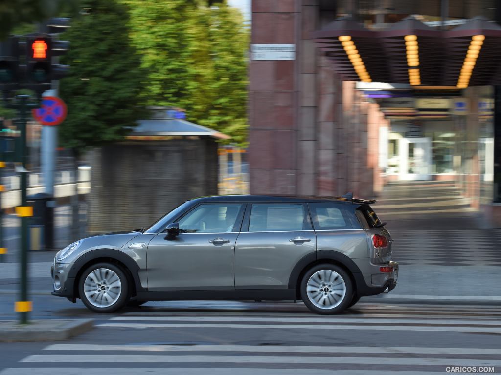 2016 MINI Cooper S Clubman in Metallic Melting Silver - Side