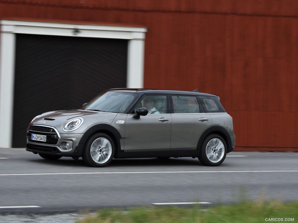 2016 MINI Cooper S Clubman in Metallic Melting Silver - Side