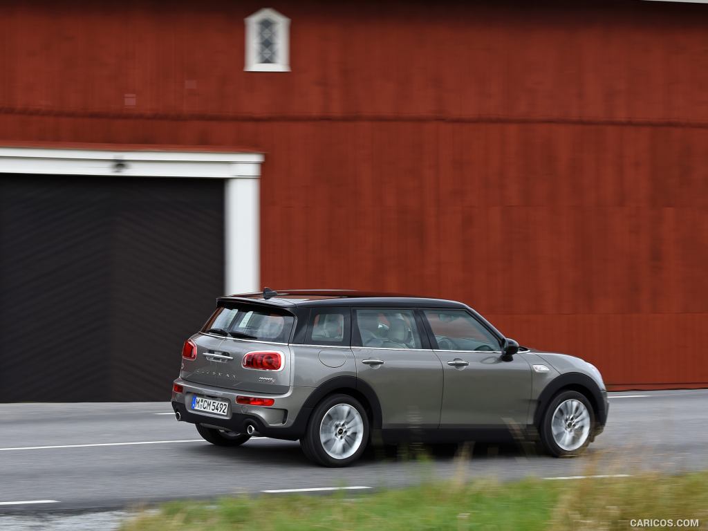 2016 MINI Cooper S Clubman in Metallic Melting Silver - Side