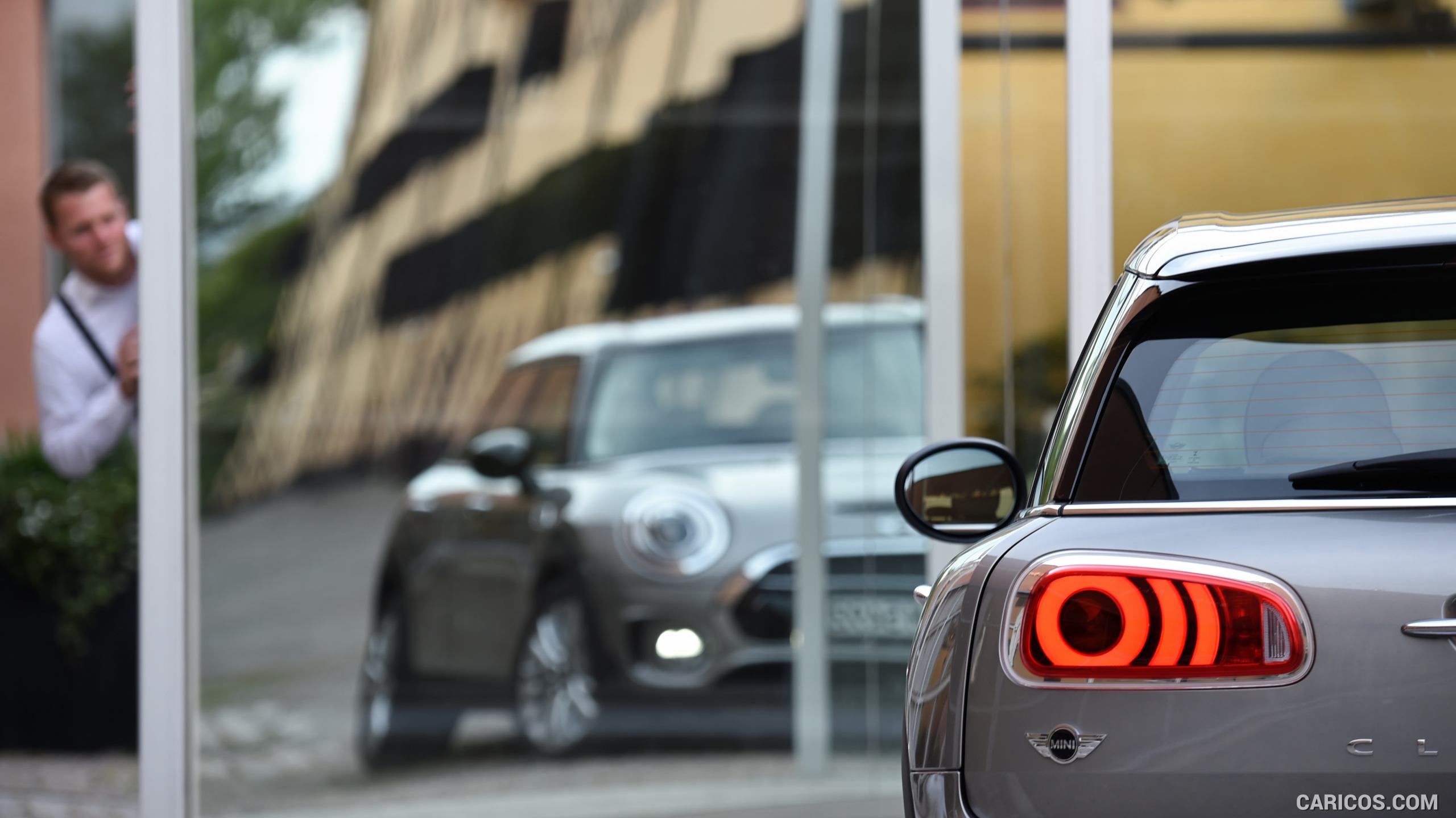 2016 MINI Cooper S Clubman in Metallic Melting Silver - Tail Light, #179 of 380