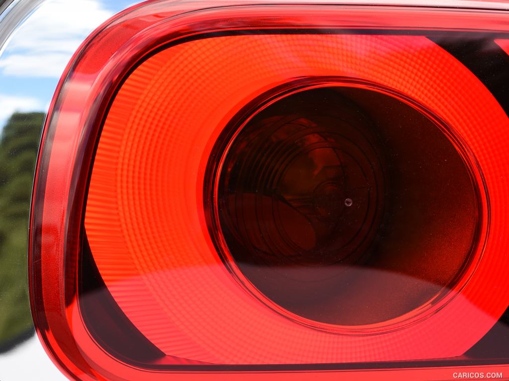 2016 MINI Cooper S Clubman in Metallic Melting Silver - Tail Light