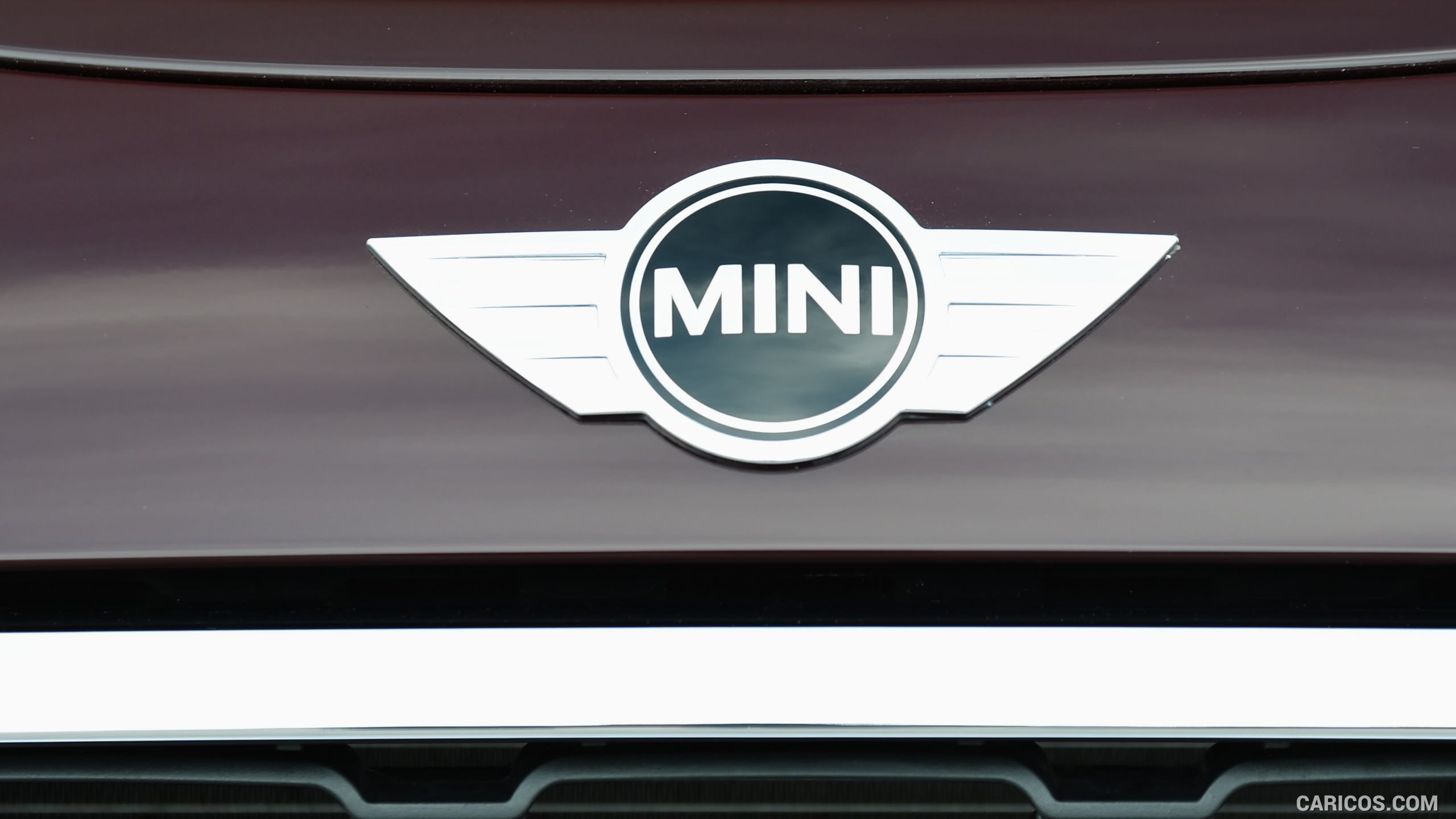 2016 MINI Cooper S Clubman in Metallic Pure Burgundy - Badge, #341 of 380