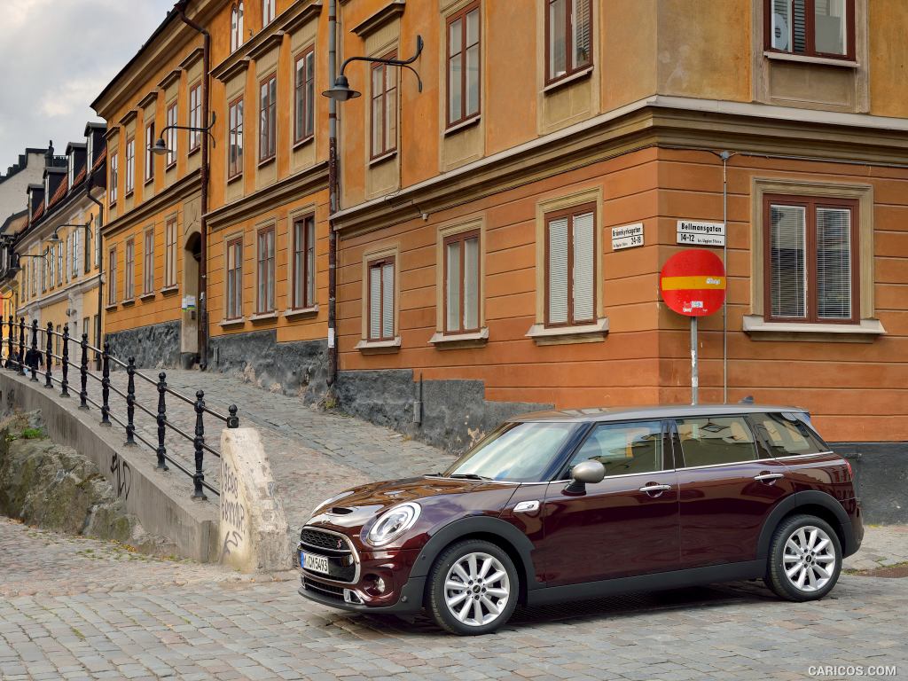 2016 MINI Cooper S Clubman in Metallic Pure Burgundy - Side