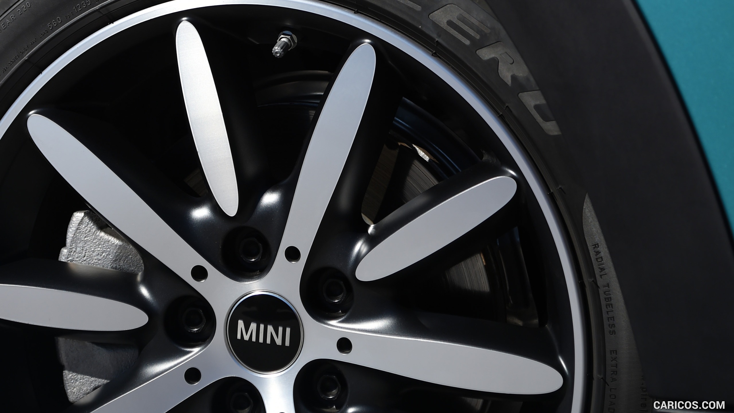 2016 MINI Cooper S Convertible (Color: Caribbean Aqua Metallic) - Detail, #115 of 332