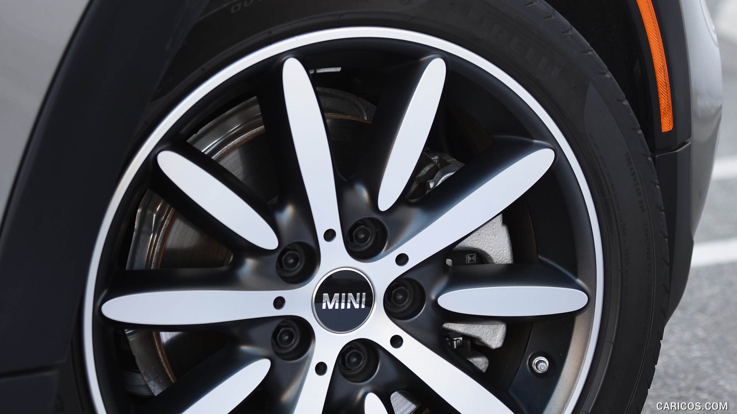 2016 MINI Cooper S Convertible (Color: Melting Silver Metallic) - Wheel, #298 of 332