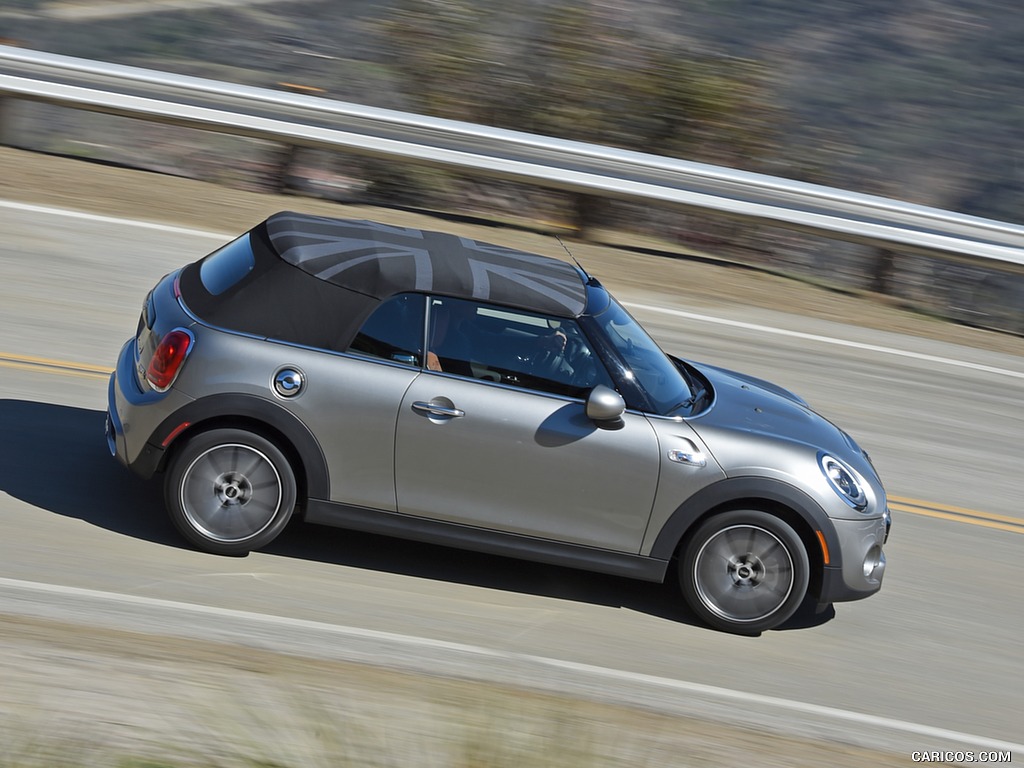 2016 MINI Cooper S Convertible (Color: Melting Silver Metallic) - Top