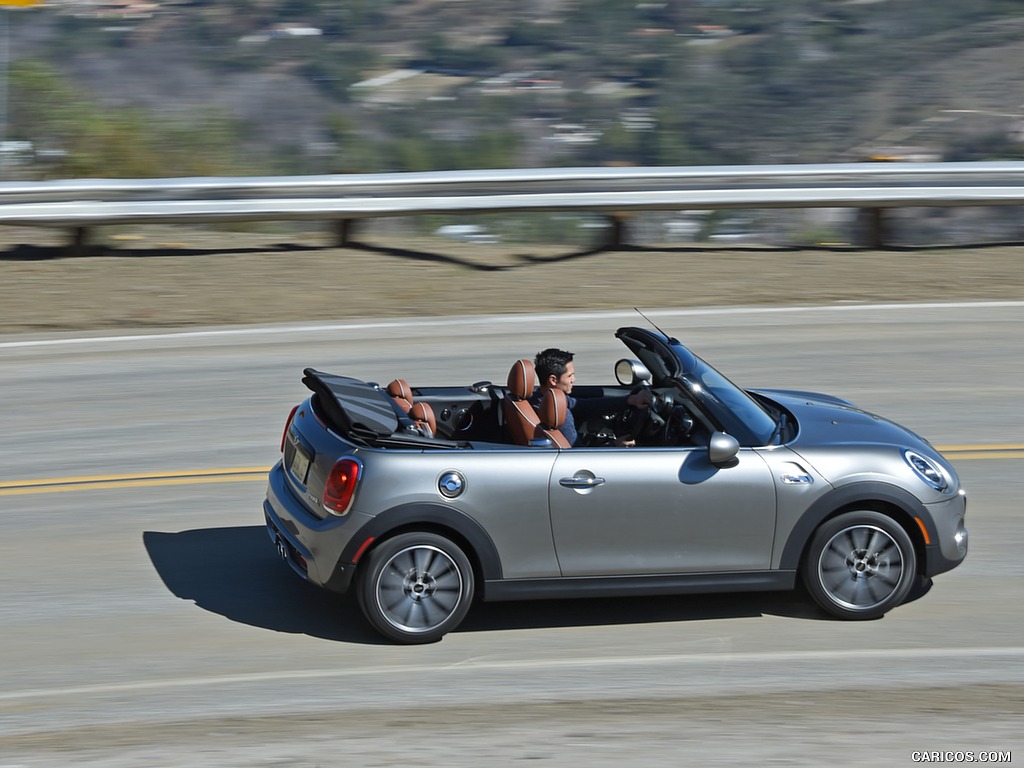 2016 MINI Cooper S Convertible (Color: Melting Silver Metallic) - Top