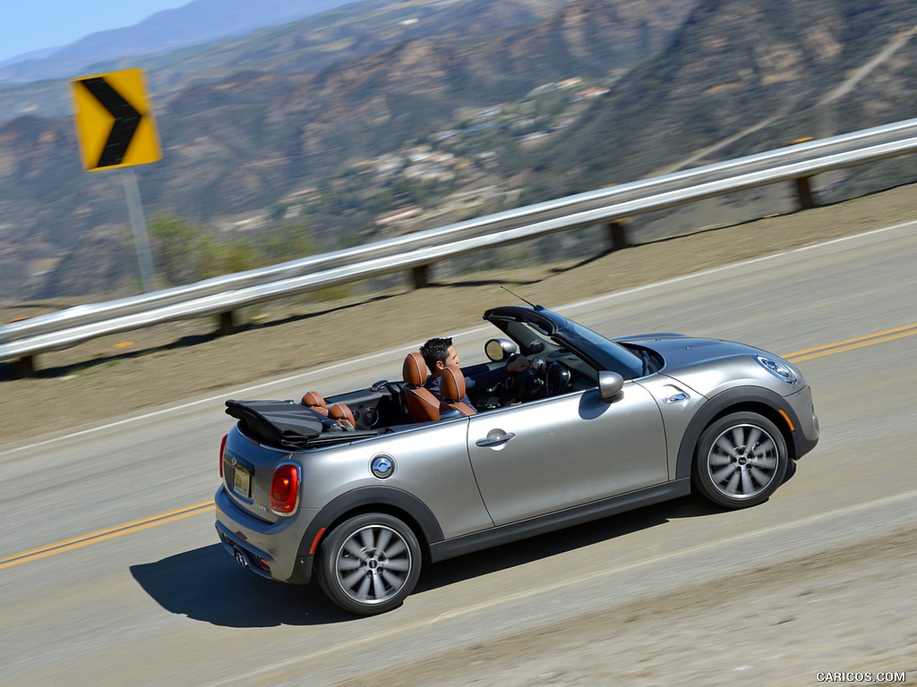 2016 MINI Cooper S Convertible (Color: Melting Silver Metallic) - Top