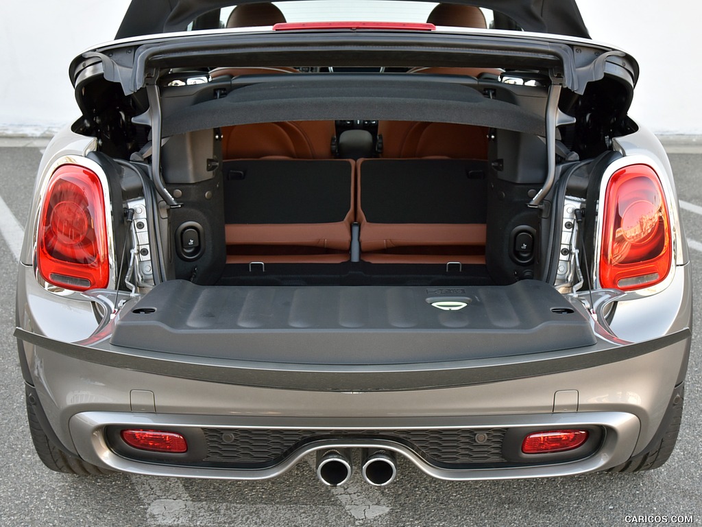 2016 MINI Cooper S Convertible (Color: Melting Silver Metallic) - Trunk