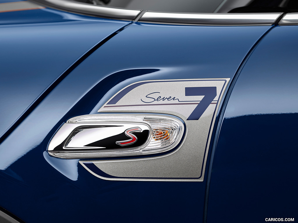 2016 MINI Cooper S Seven 5-Door - Badge