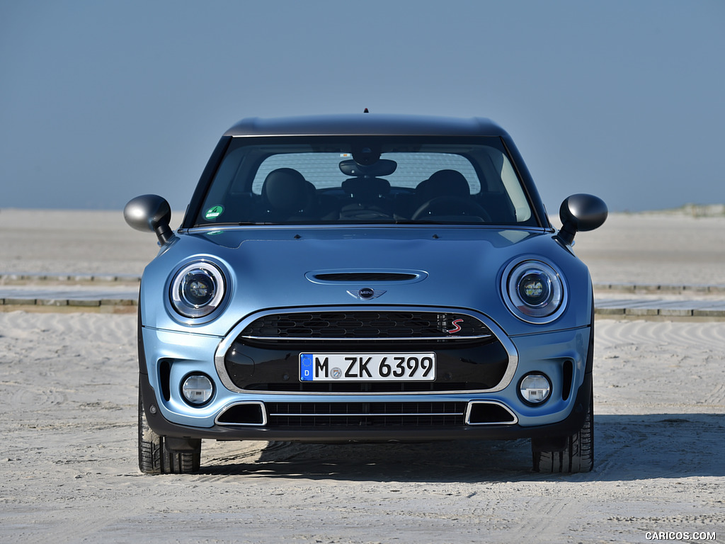 2016 MINI Cooper SD Clubman ALL4 - Front