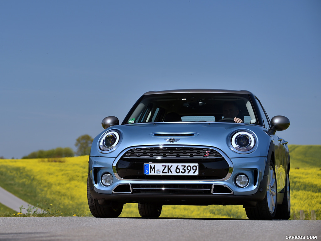 2016 MINI Cooper SD Clubman ALL4 - Front