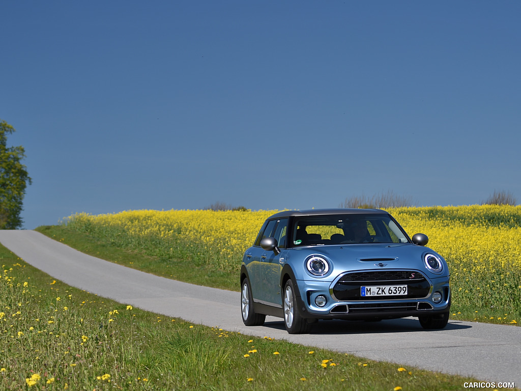 2016 MINI Cooper SD Clubman ALL4 - Front